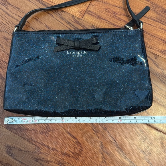 Kate Spade navy blue sparkly cross body bag with bow - Picture 5 of 7